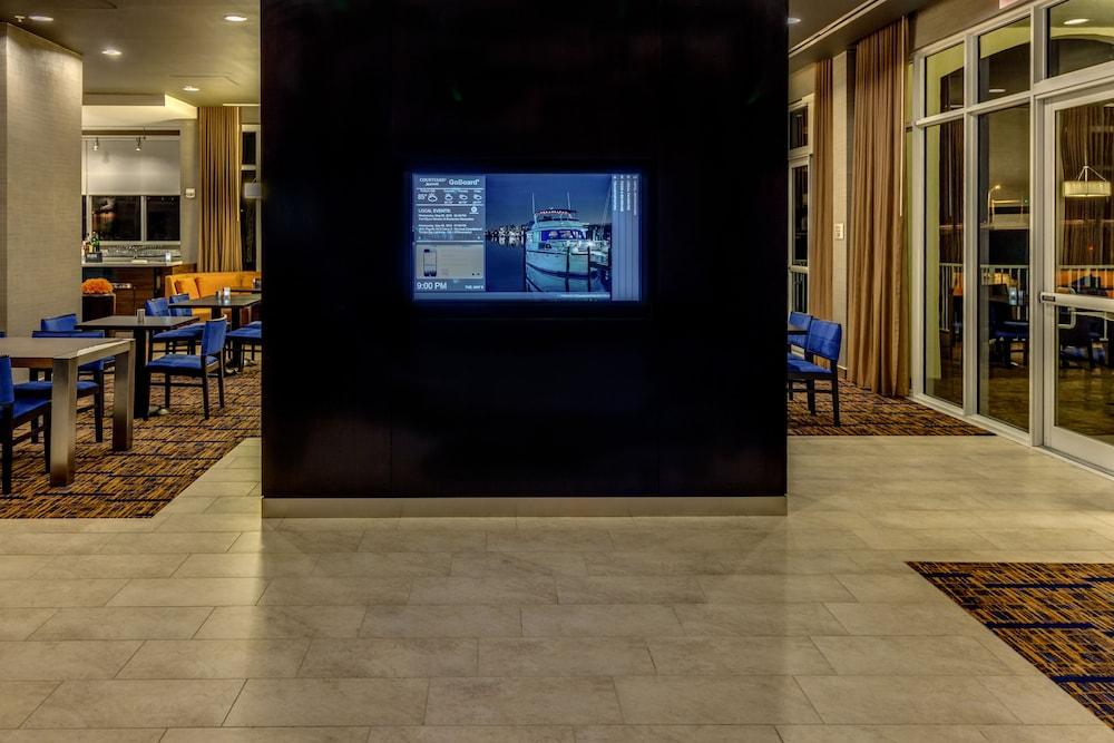 Courtyard By Marriott St. Petersburg Clearwater/madeira 3*