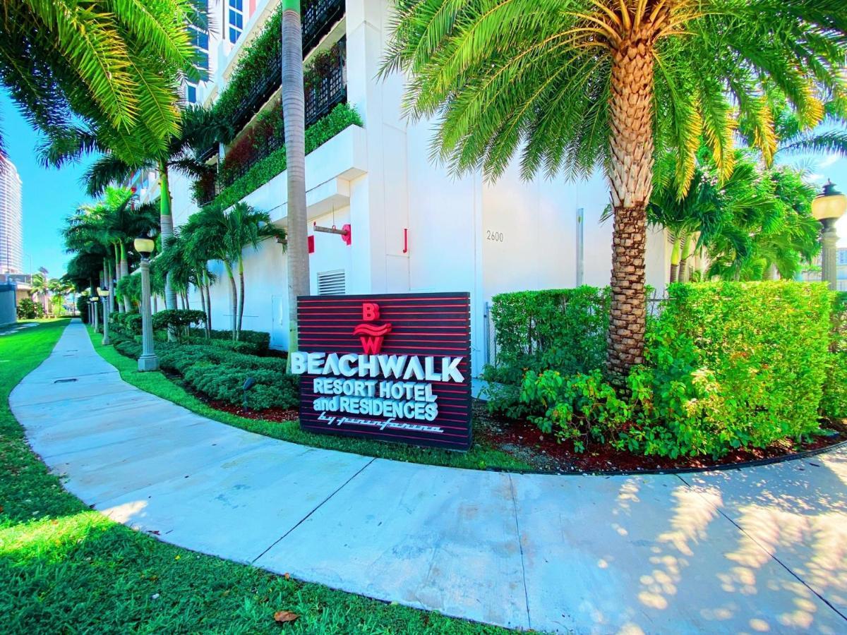 Beachwalk #2301 - Modern 3bdr And 3ba - Balcony, Gym, Amazing Pool Apartment *