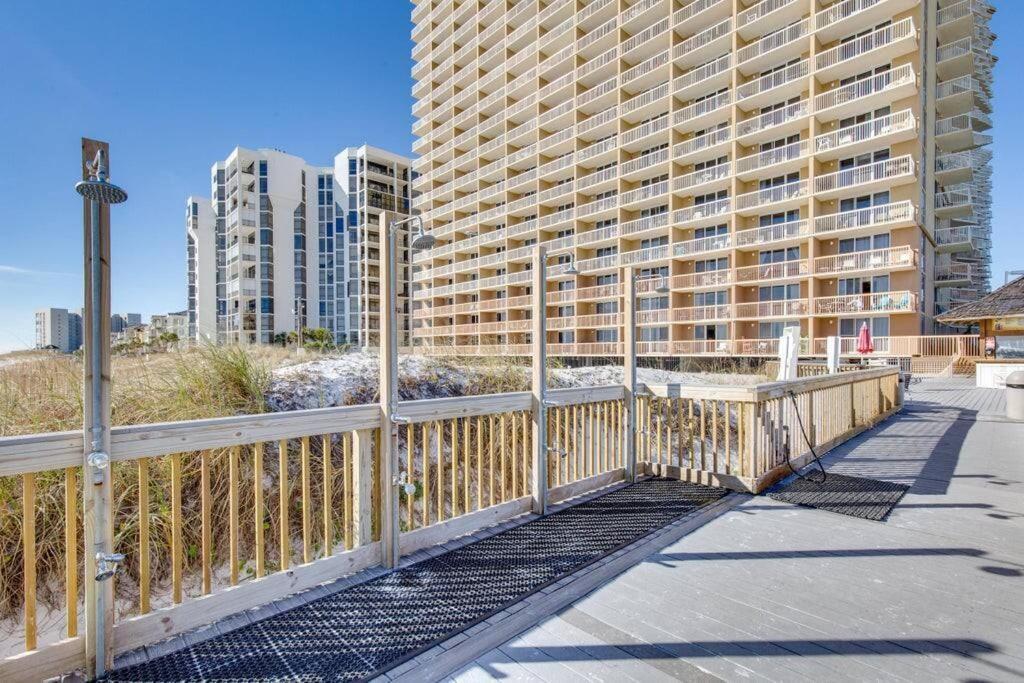 Pelican Resort-walkout Unit-on The Apartment