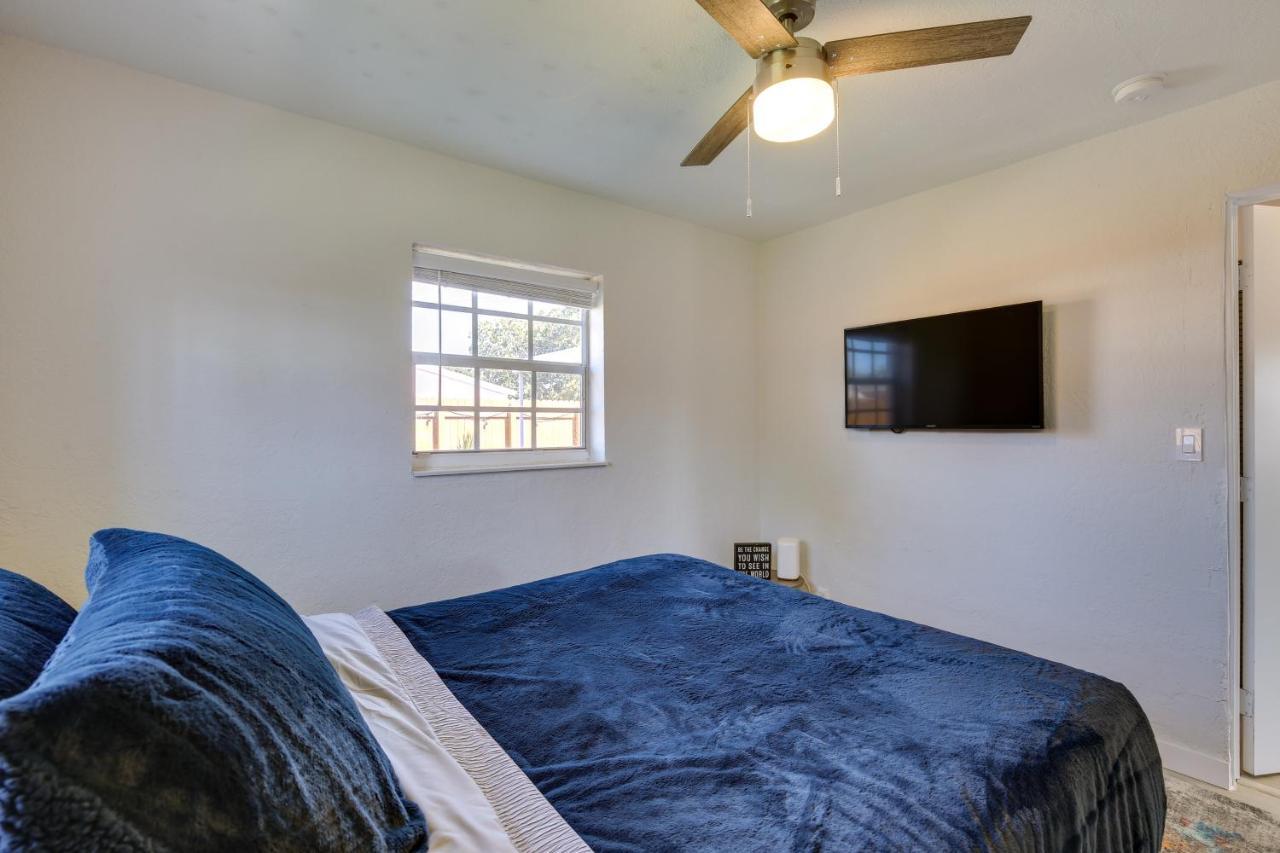 Pompano Vacation With Hot Tub! Holiday home Pompano Beach
