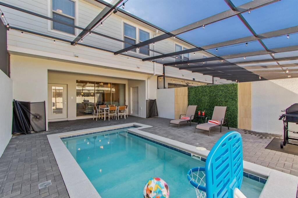 Luxury 5bd/5bh With Pool/bbq Universal Holiday home *