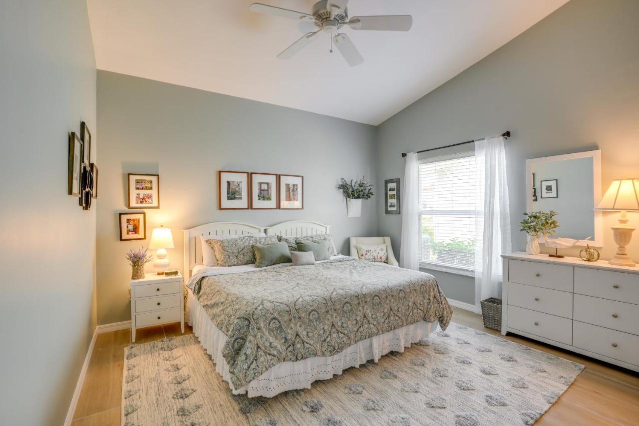 Myers Vacation With Lanai And Private Pool Holiday home Fort Myers