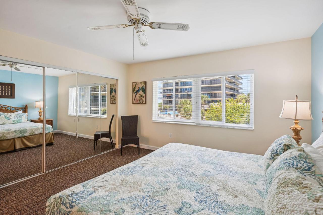Holiday home Land's End 11-307 Front - Premier