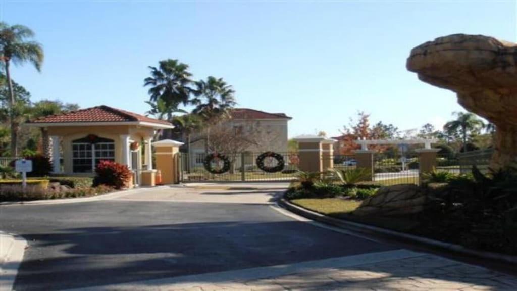 Cozy Private At Terra Resort, South Facing Pool Spa, Near Disney, Seaworld Holiday home *