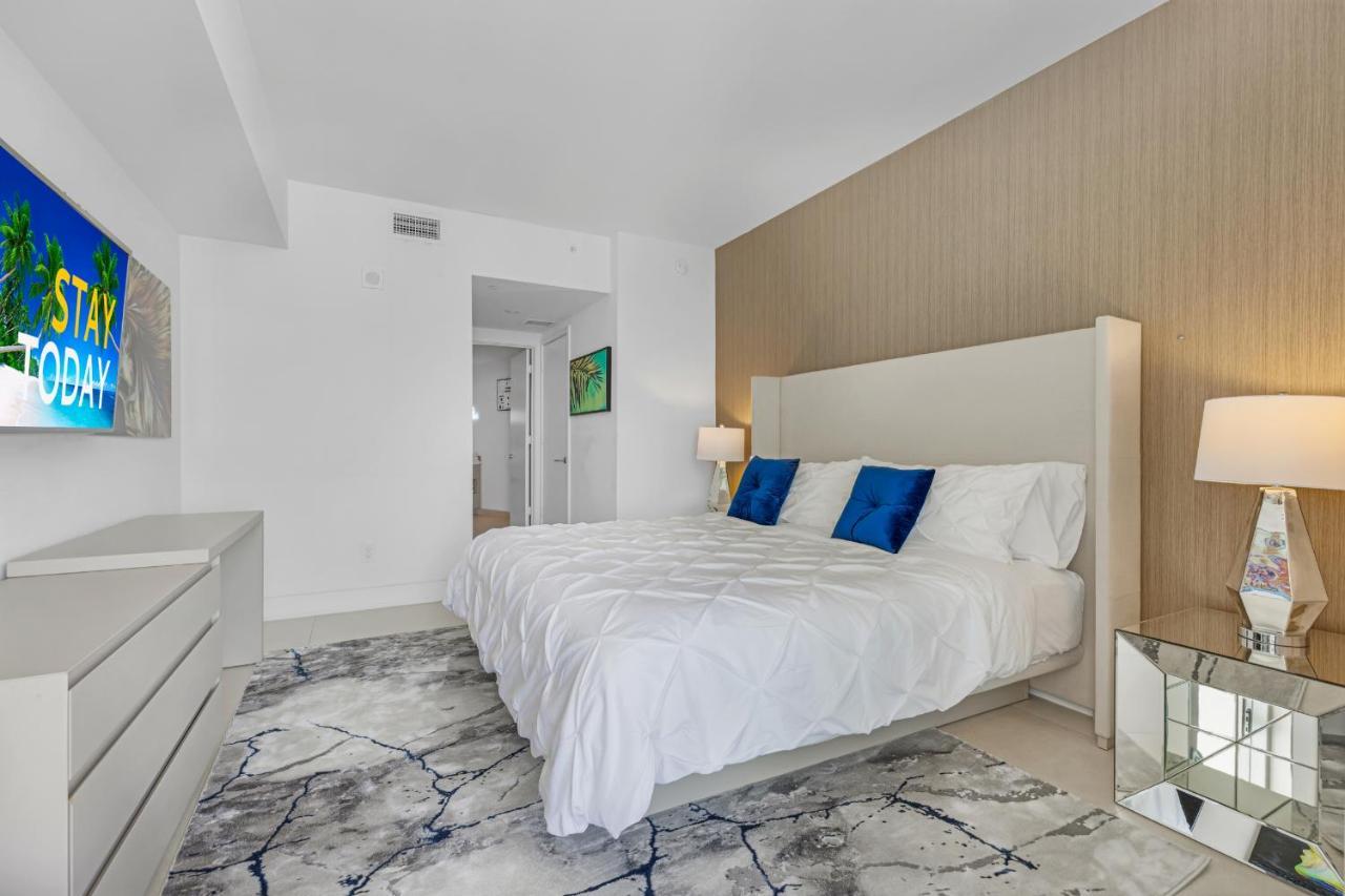 Apartment The Ultimate Resort: Beachfront 2br With Ocean View & Rooftop Amenities
