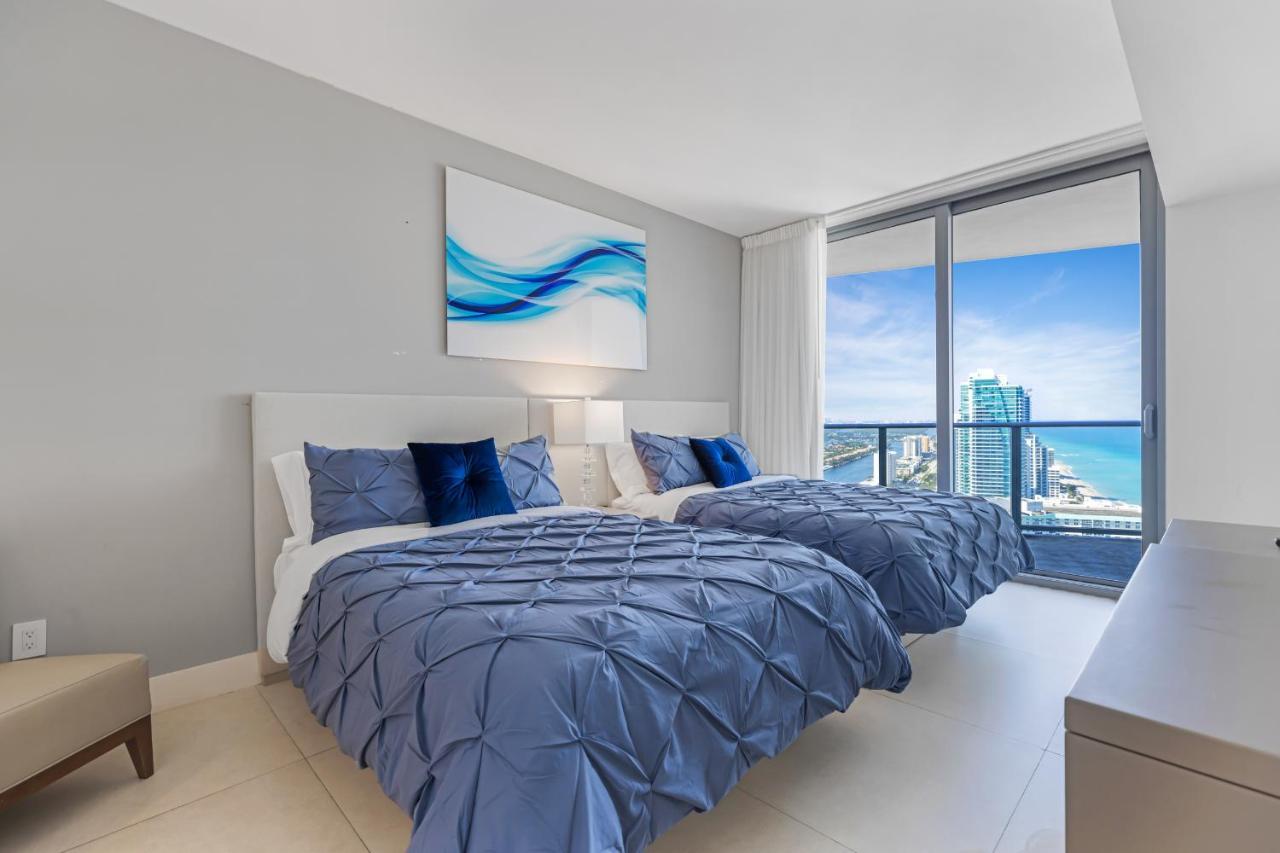 The Ultimate Resort: Beachfront 2br With Ocean View & Rooftop Amenities *