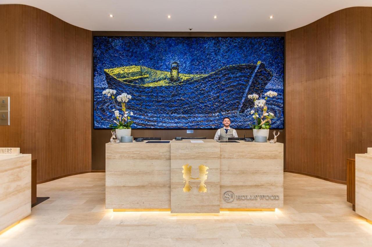The Ultimate Resort: Beachfront 2br With Ocean View & Rooftop Amenities Hollywood