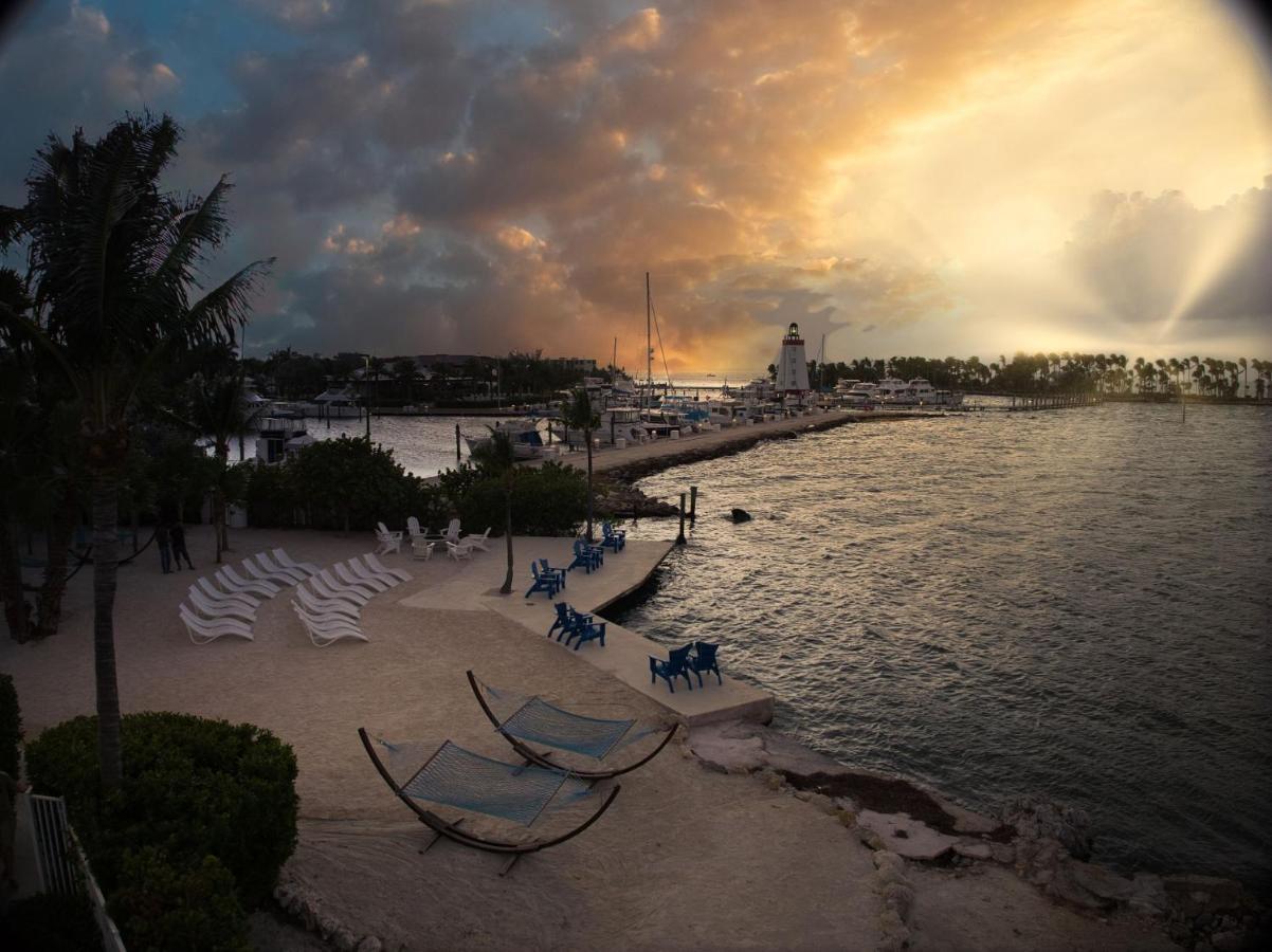 Faro Blanco & Yacht Club Marathon, Curio By Hilton Resort 4*