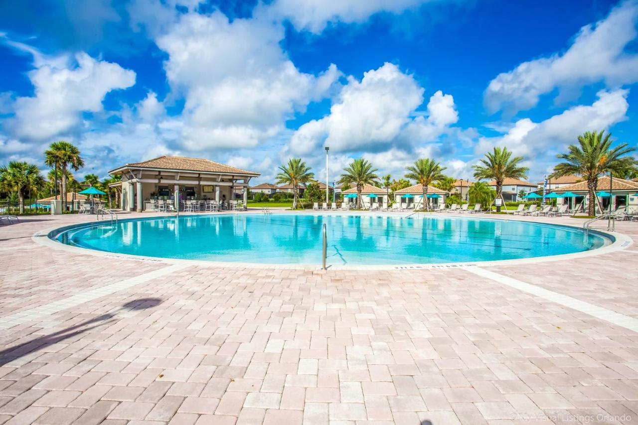 Villa Stunning 9-br Themed With Free Access To A Water Park!