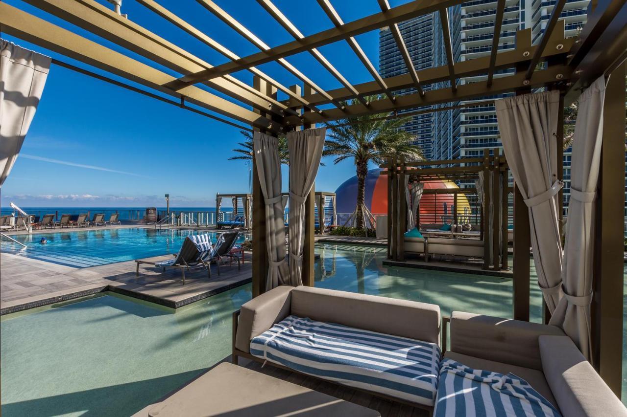 Picturesque Beachfront - Lovely 2bd And 2ba With Direct Ocean View Apartment Hollywood