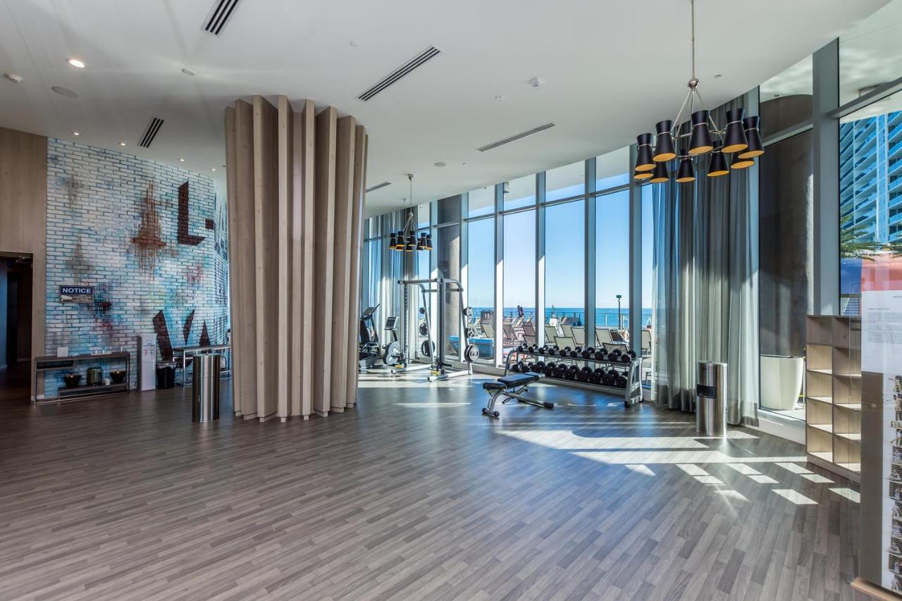 Apartment Picturesque Beachfront - Lovely 2bd And 2ba With Direct Ocean View Hollywood