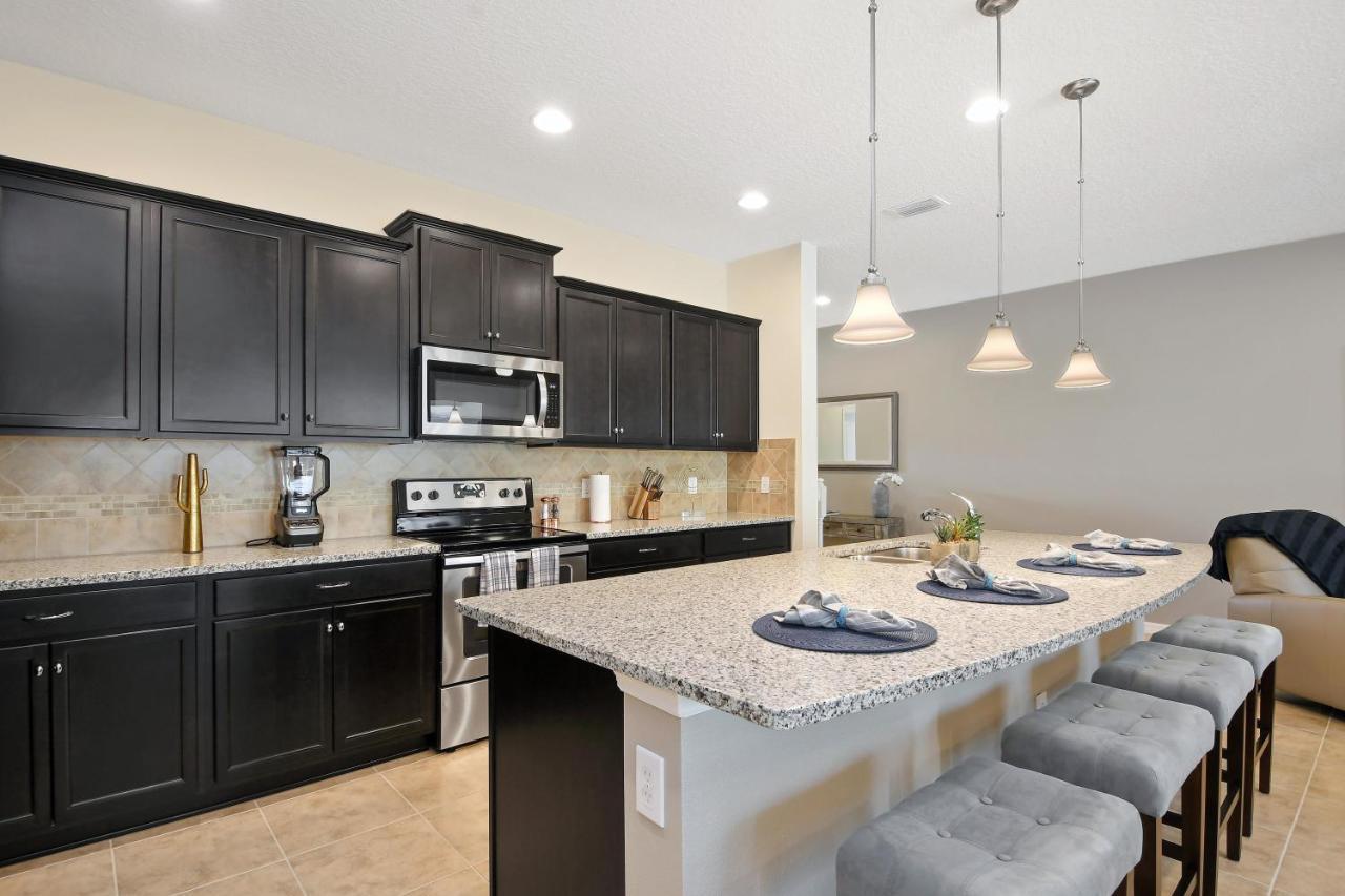 Bsv8867 - Luxury 4 Bedroom 3 Bath Town With Private Pool And Free Wifi Holiday home Kissimmee