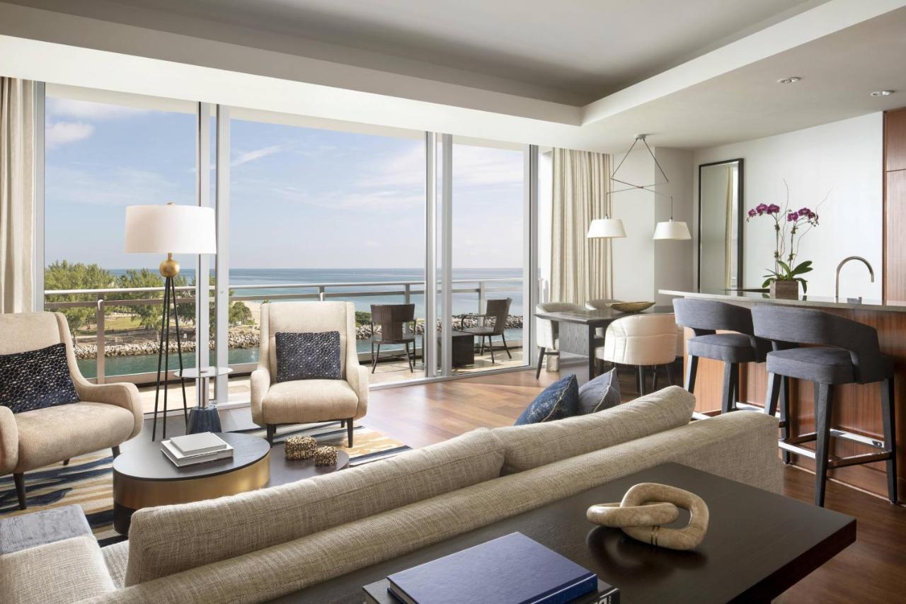 Resort The Ritz-carlton Bal Harbour, Miami