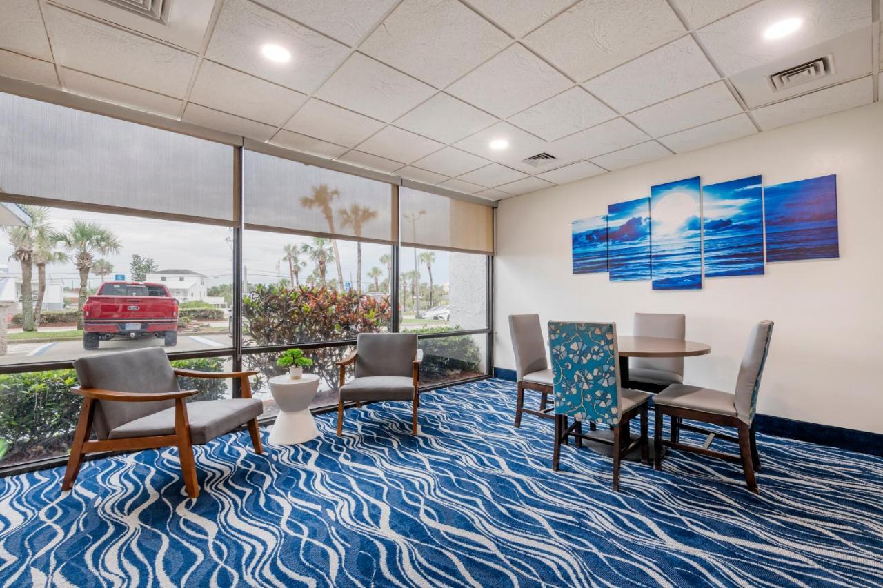 Tropical Winds Hotel