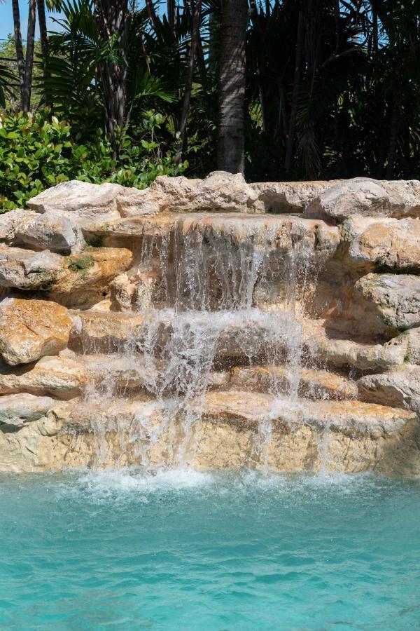 Crane's House Boutique & Luxury Delray Beach