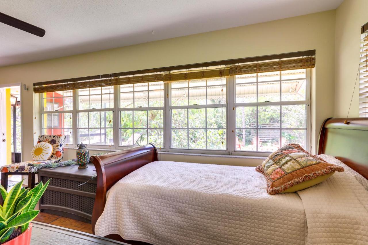 Garden Florida Room, Lanai! Holiday home North Port