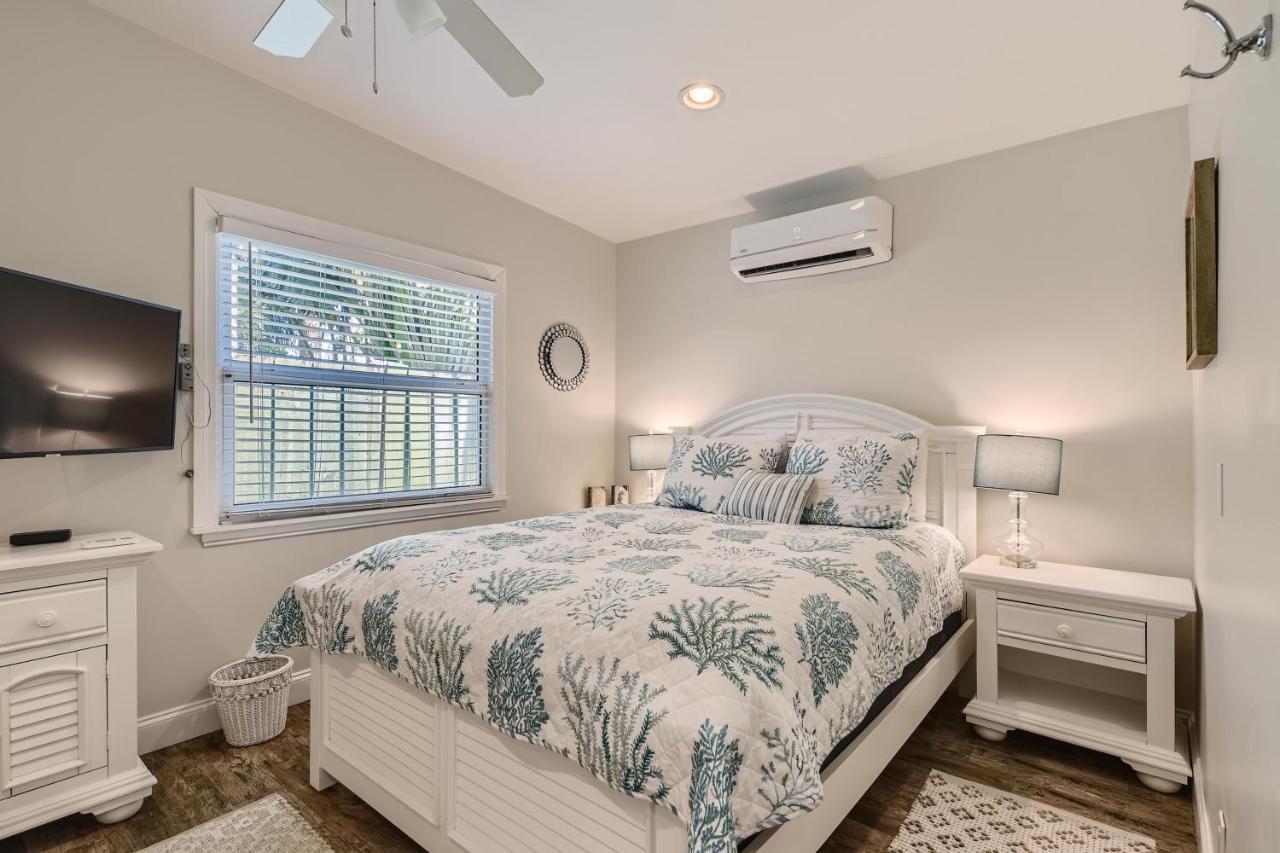 Nini's 4bd 3ba Vacation Holiday home West Palm Beach