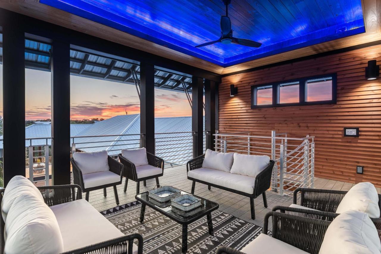30A Beach Gem Mansion W/ Pool, Golf Cart & Bikes! *