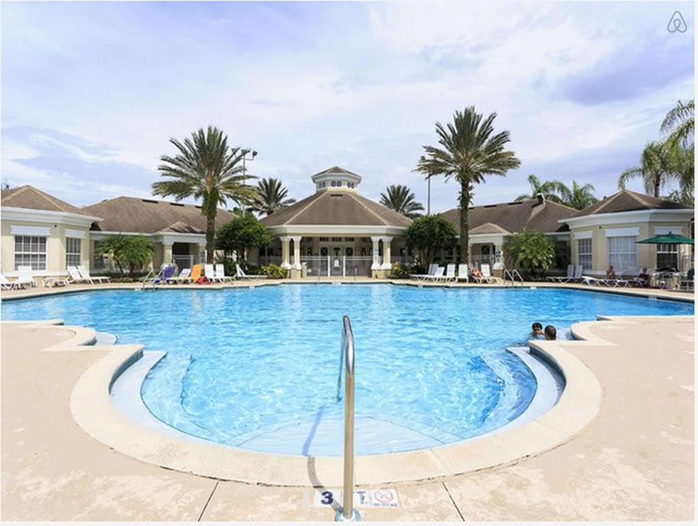 3 Bedroom Style Condo, 3 Miles To Disney! *