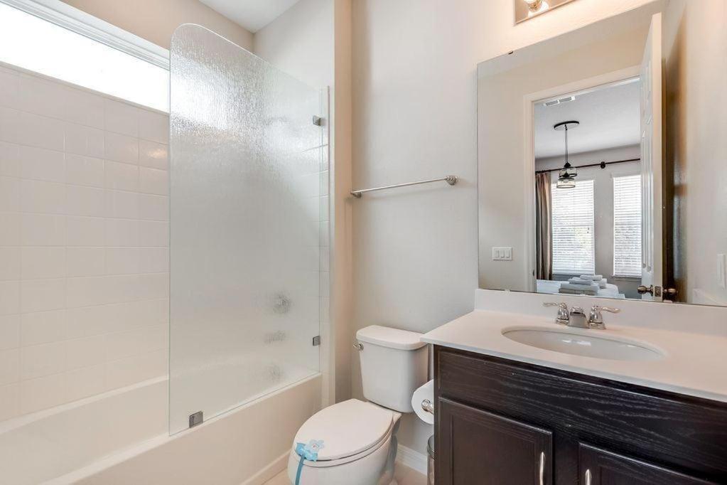 Bsv1773 - Luxury 8 Bedroom 6 Bathroom In The Desirable Solara Kissimmee