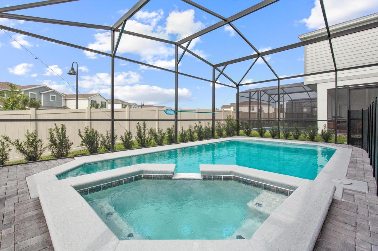 Bsv2487 - Brand New Luxury 5 Bedroom With Free Wifi And Private Pool