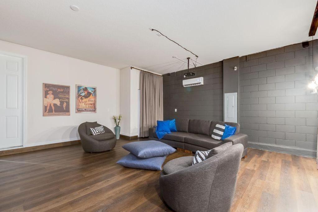 Holiday home Bsv1800 Luxury 7 Bedroom 5 Bathroom In Solara