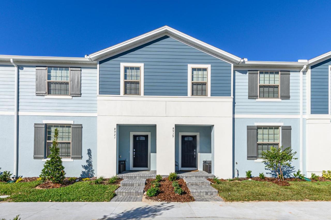 Bsv8919 - Gorgeous 5 Bedroom 4 Bath Townhome With Private Pool & Free Wifi Holiday home *