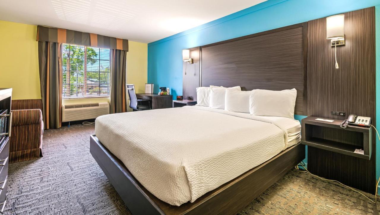 Hotel Magnuson Wildwood 3*
