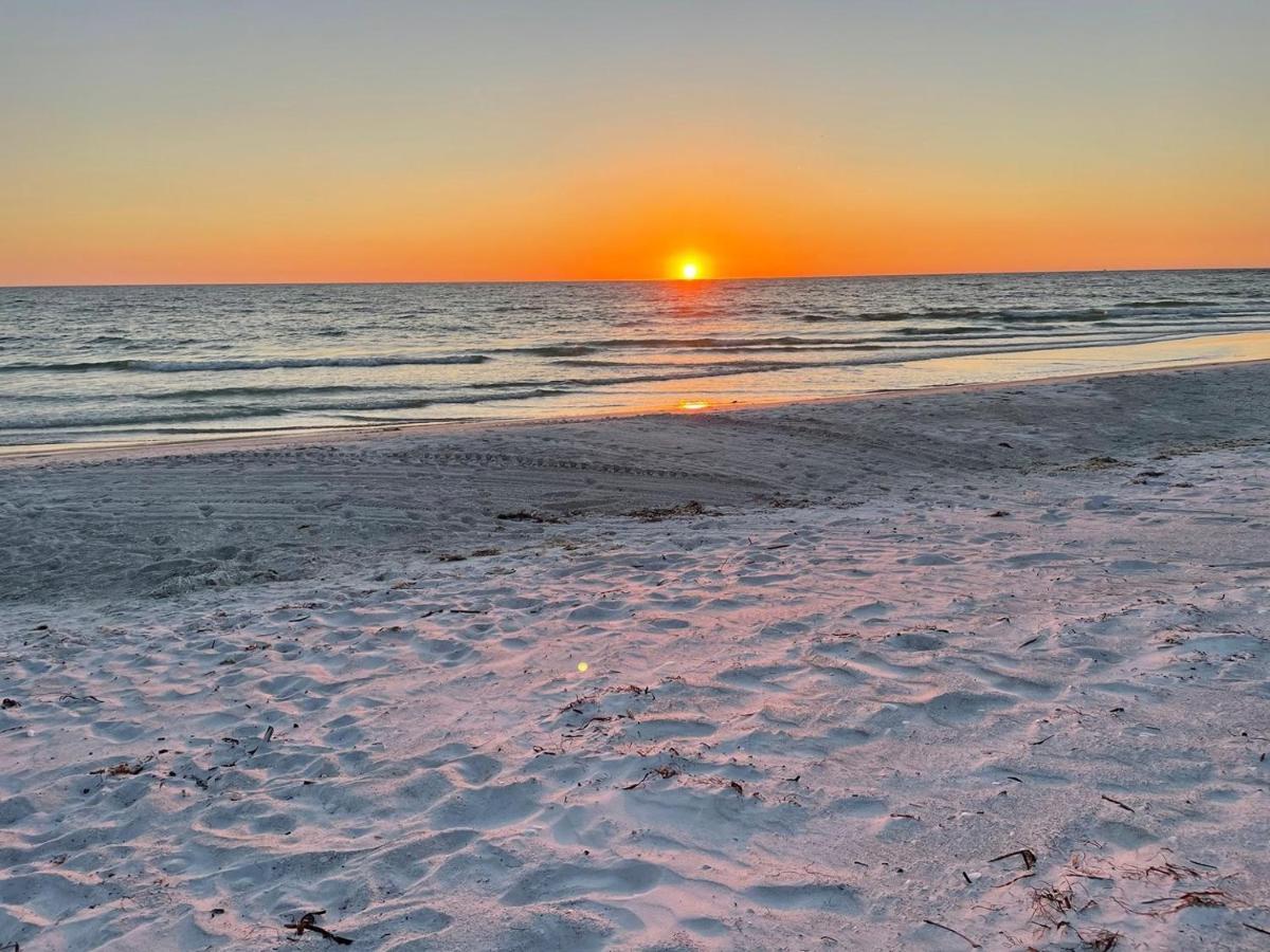 Villa Breeze Hideaway Holmes Beach