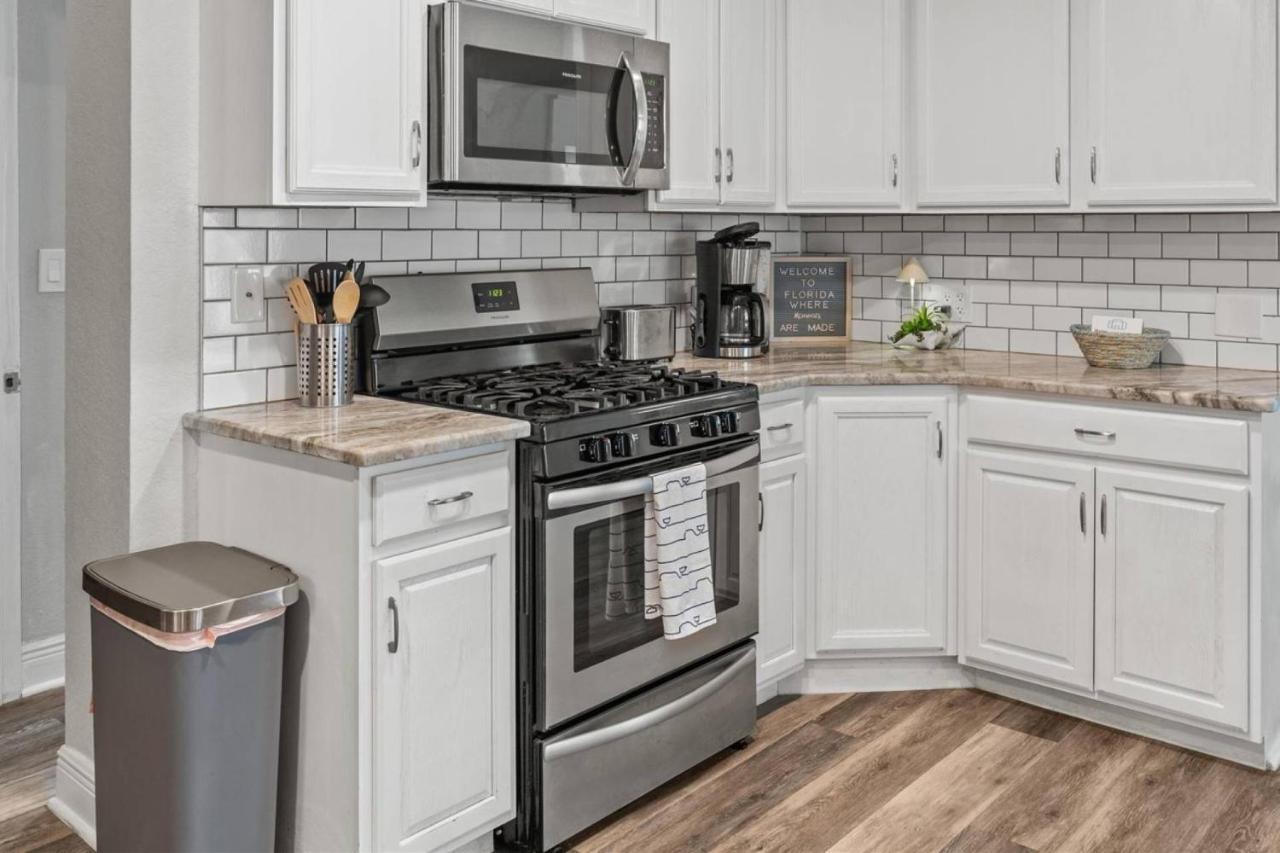 Sunkissed In St Pete Is A 3 Bedroom With Heated Pool And Great Outdoor Space Near The St. Petersburg