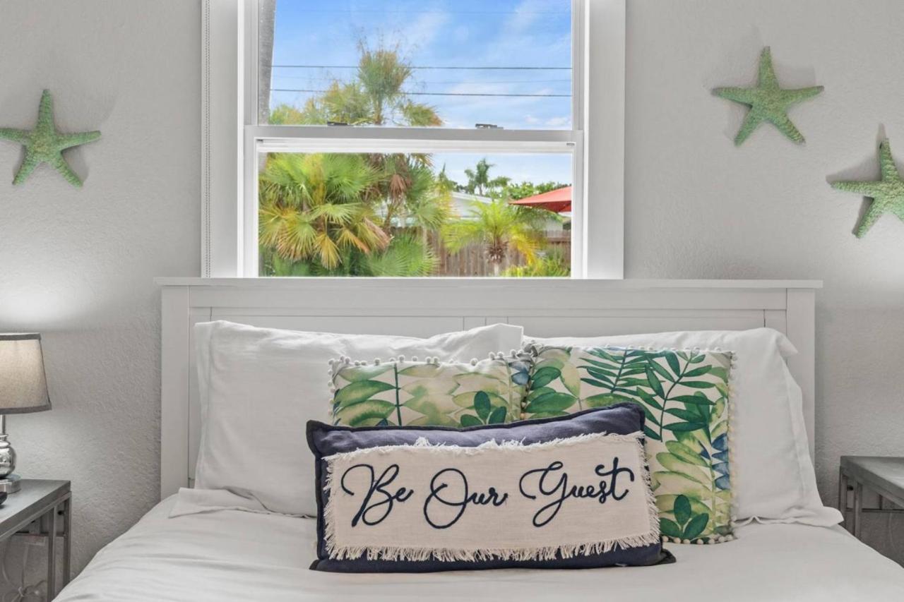 Holiday home Sunkissed In St Pete Is A 3 Bedroom With Heated Pool And Great Outdoor Space Near The *