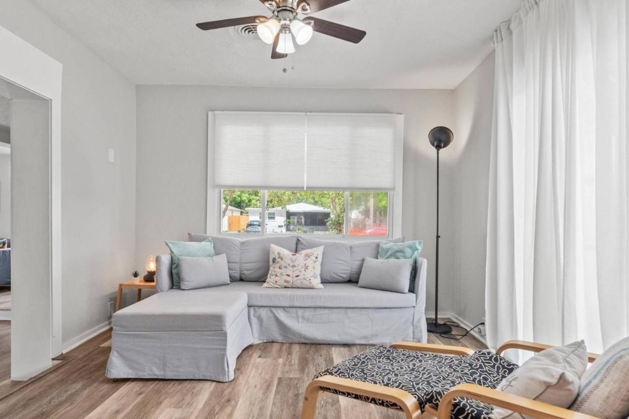 Sunkissed In St Pete Is A 3 Bedroom With Heated Pool And Great Outdoor Space Near The
