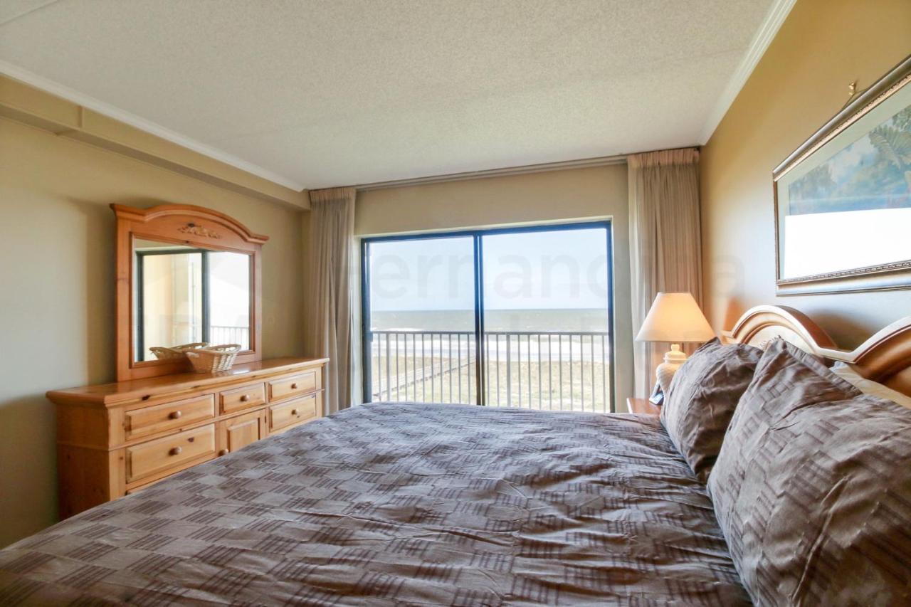 Atlantis Oceanfront Apartment