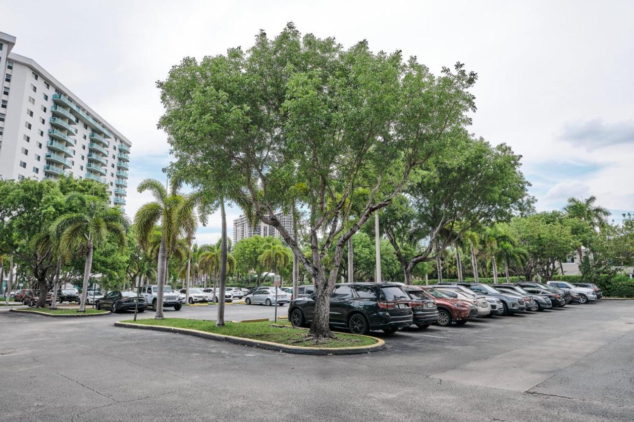 Miami Oceanview Oasis Collins Ave Free Parking *