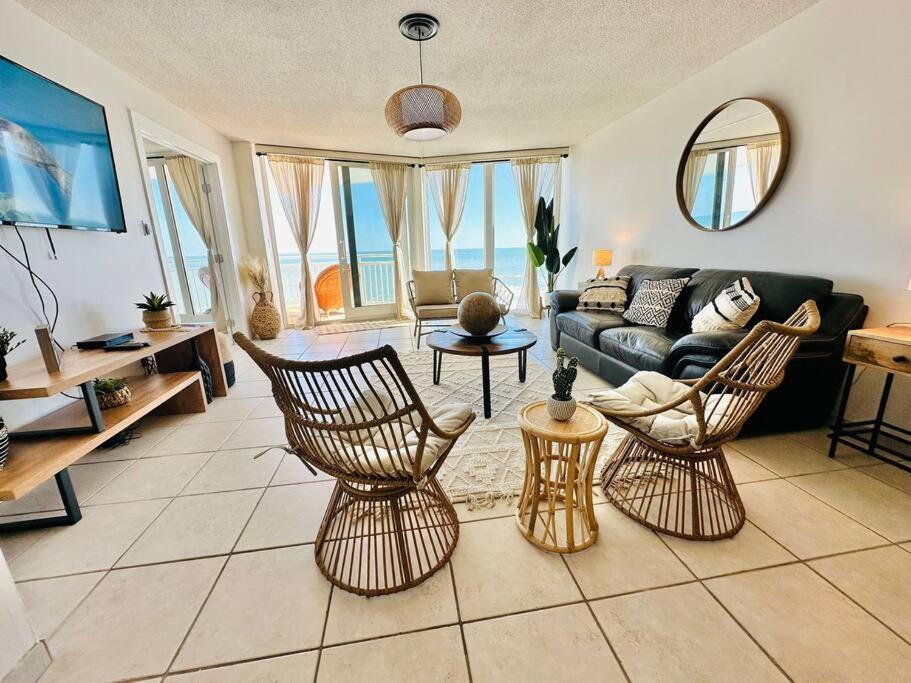 Relax'n'retreat @ Bellaview603 *