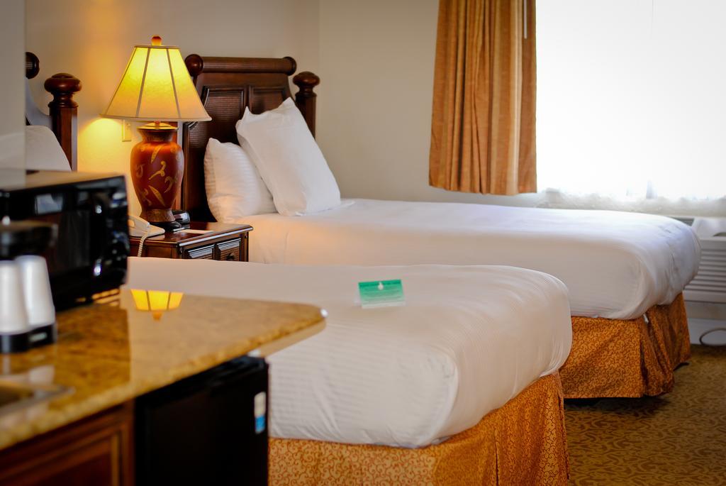 Hotel Amelia At The