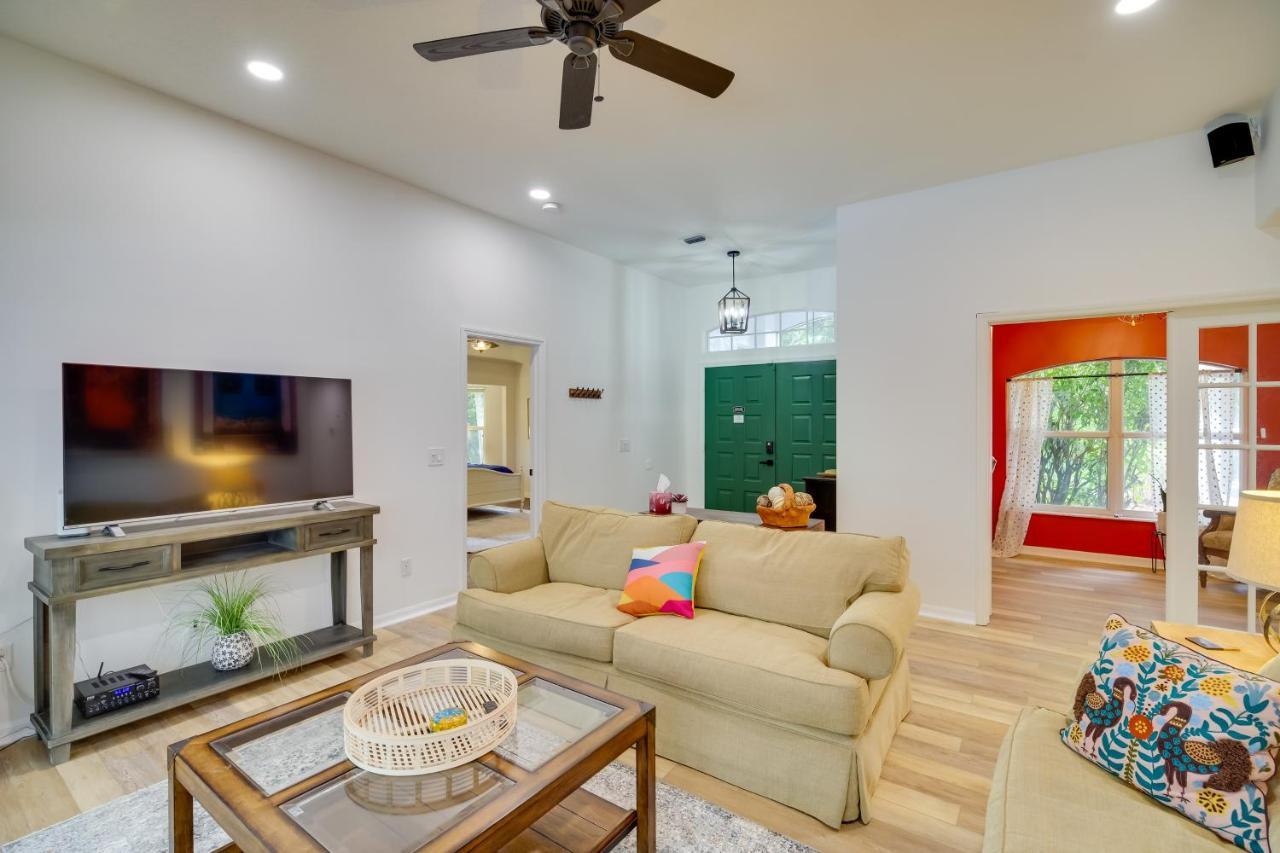 Casa Blanco Florida Escape Pool, Fire Pit And Grill Sebastian