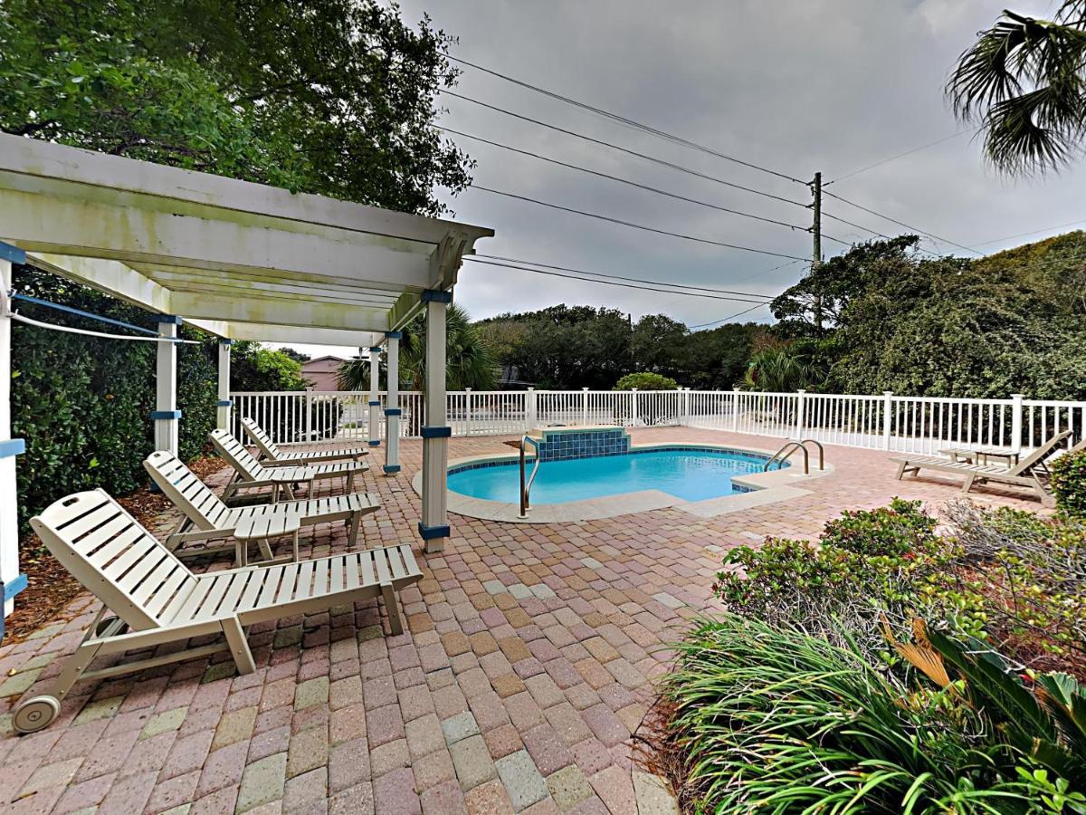 Camellia House Holiday home *