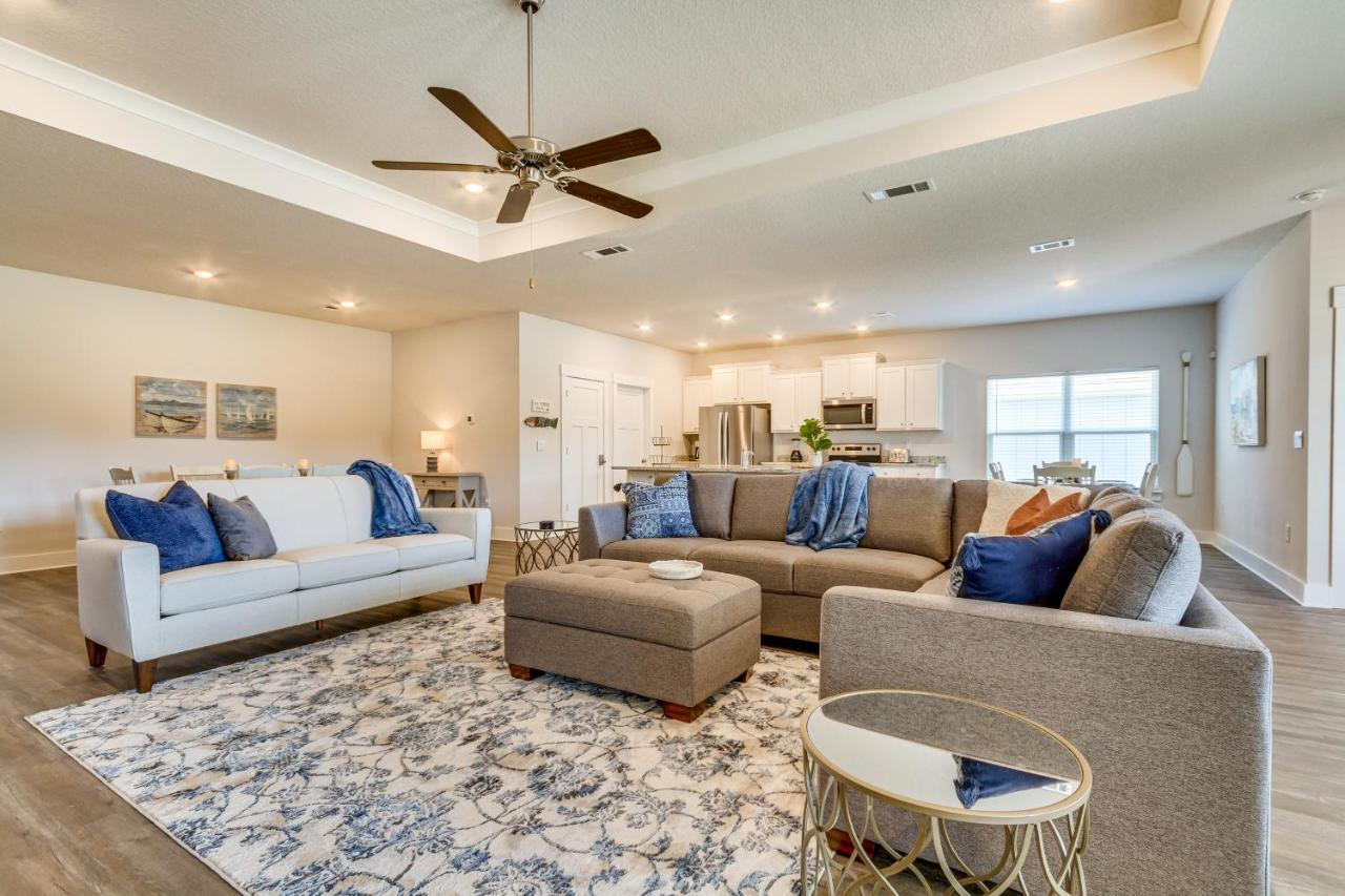 8 Mi To Pensacola Beach! Holiday home *