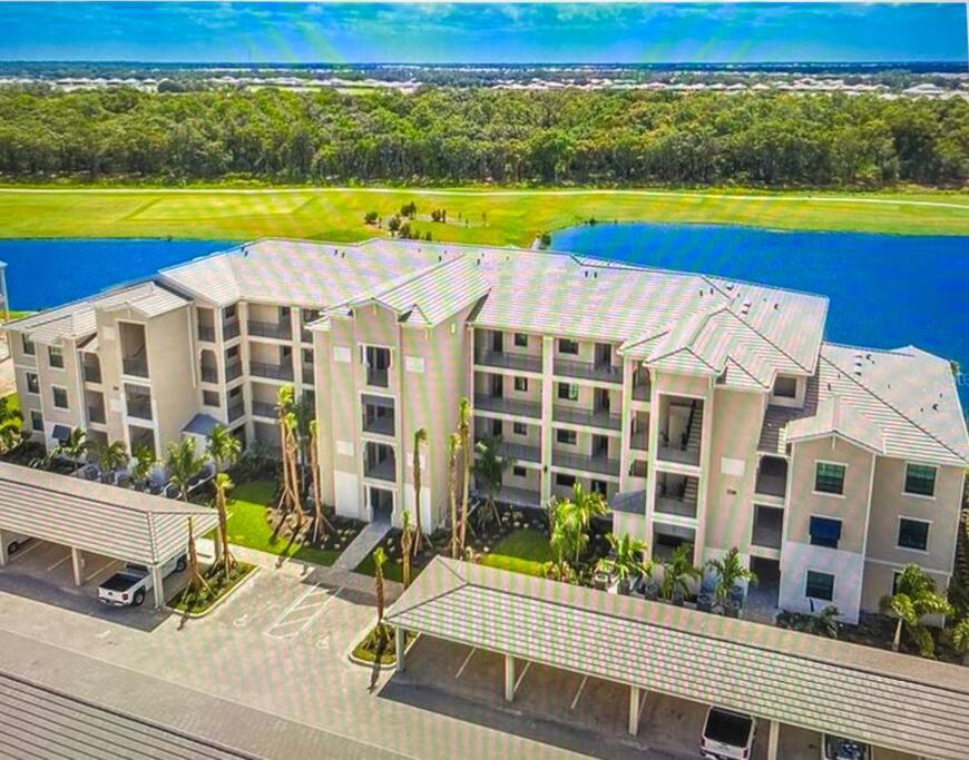 Golf Paradise!-lakewood National -beautiful -palmer's Cove *