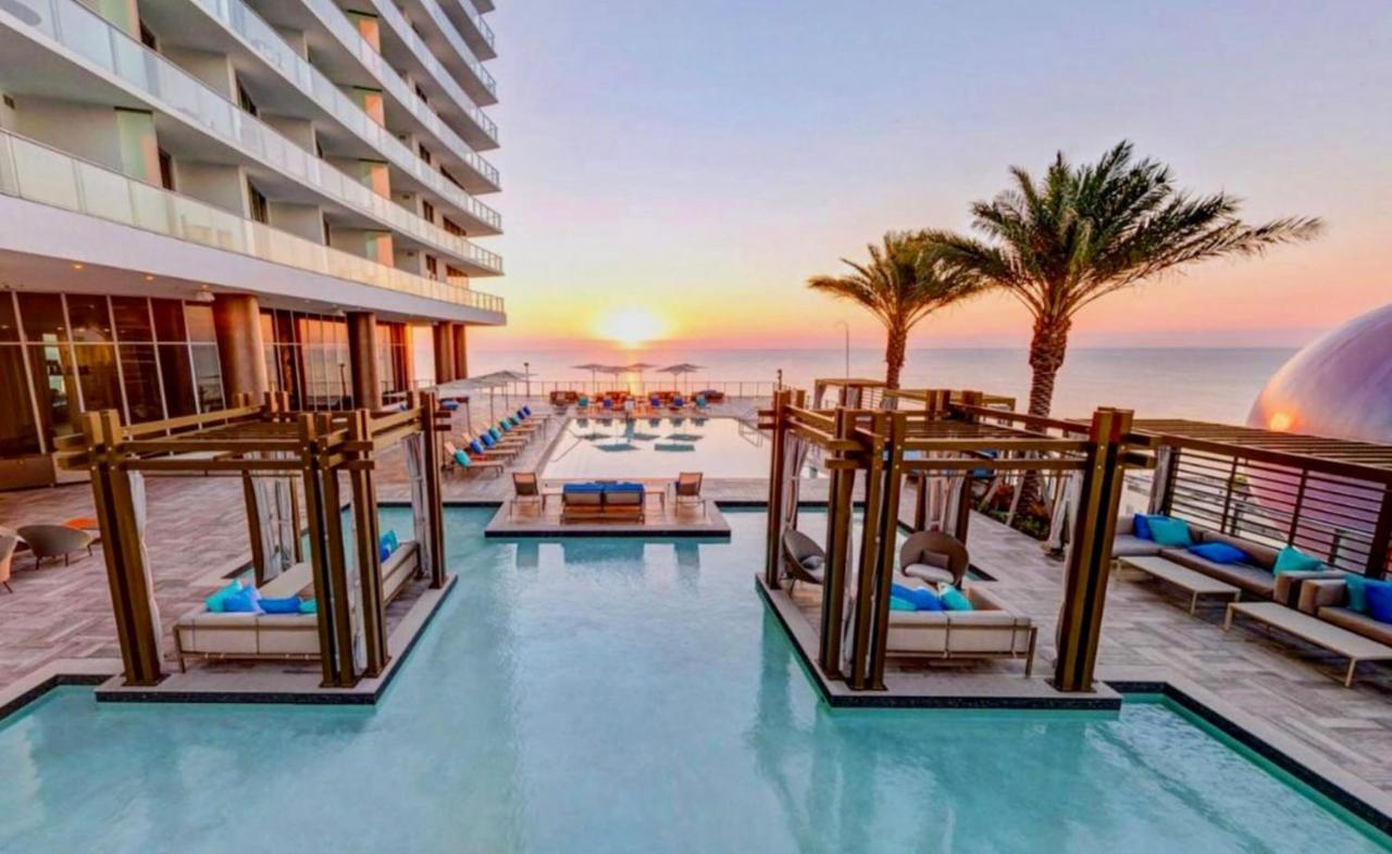 Direct Oceanfront - Hyde Apartment *