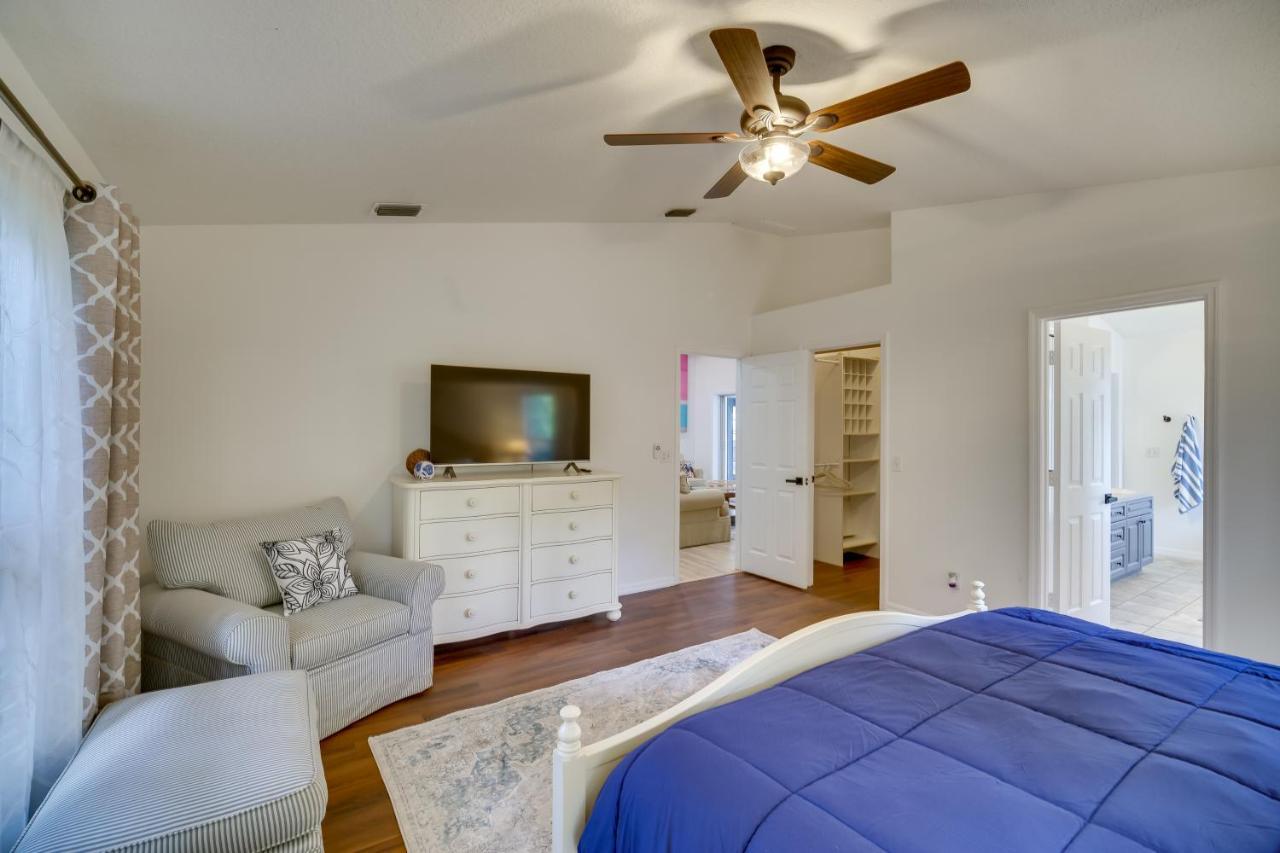 Casa Blanco Florida Escape Pool, Fire Pit And Grill *