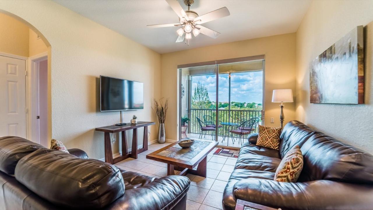 2774 Almaton #403 * Kissimmee