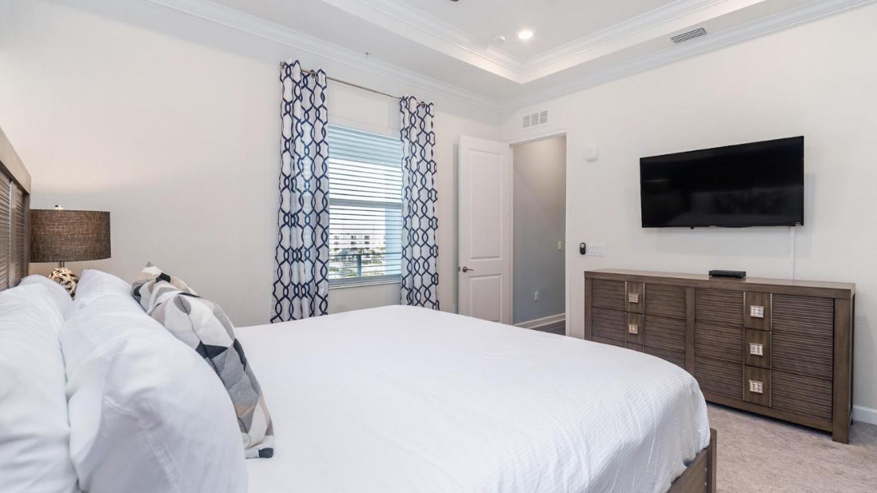 4751 Clock Tower #401 Kissimmee