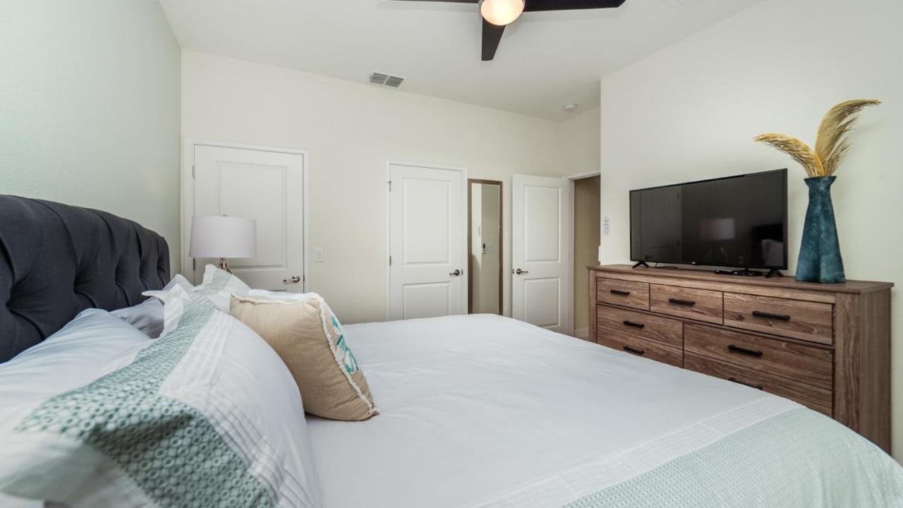 9041 Dogleg * Davenport