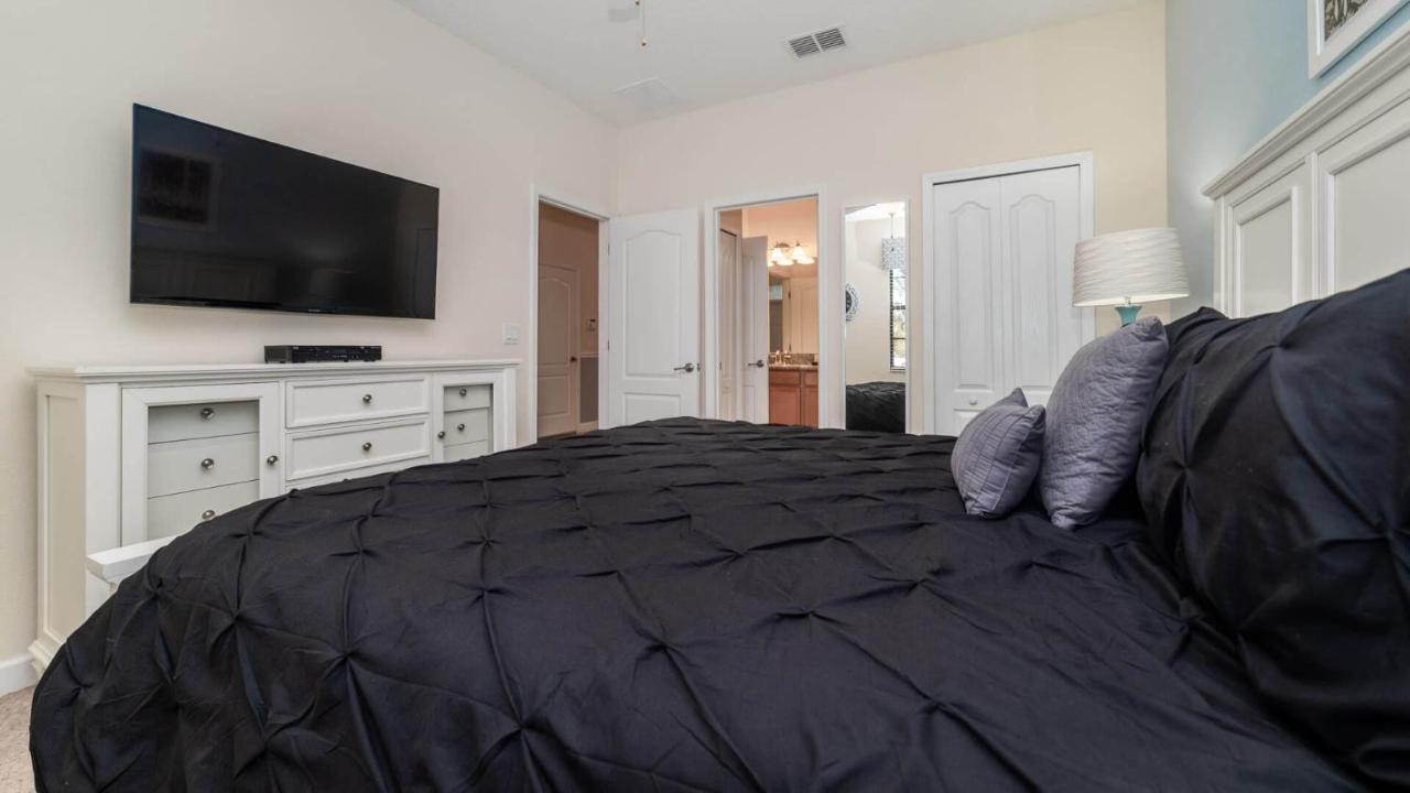 1506 Moon Valley * Davenport
