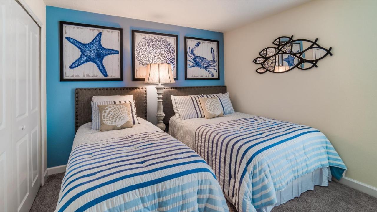4742 Sleepy Hollow * Kissimmee