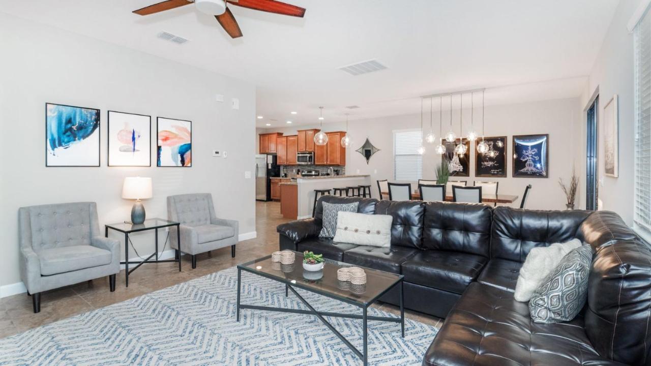 1431 Thunderbird Davenport