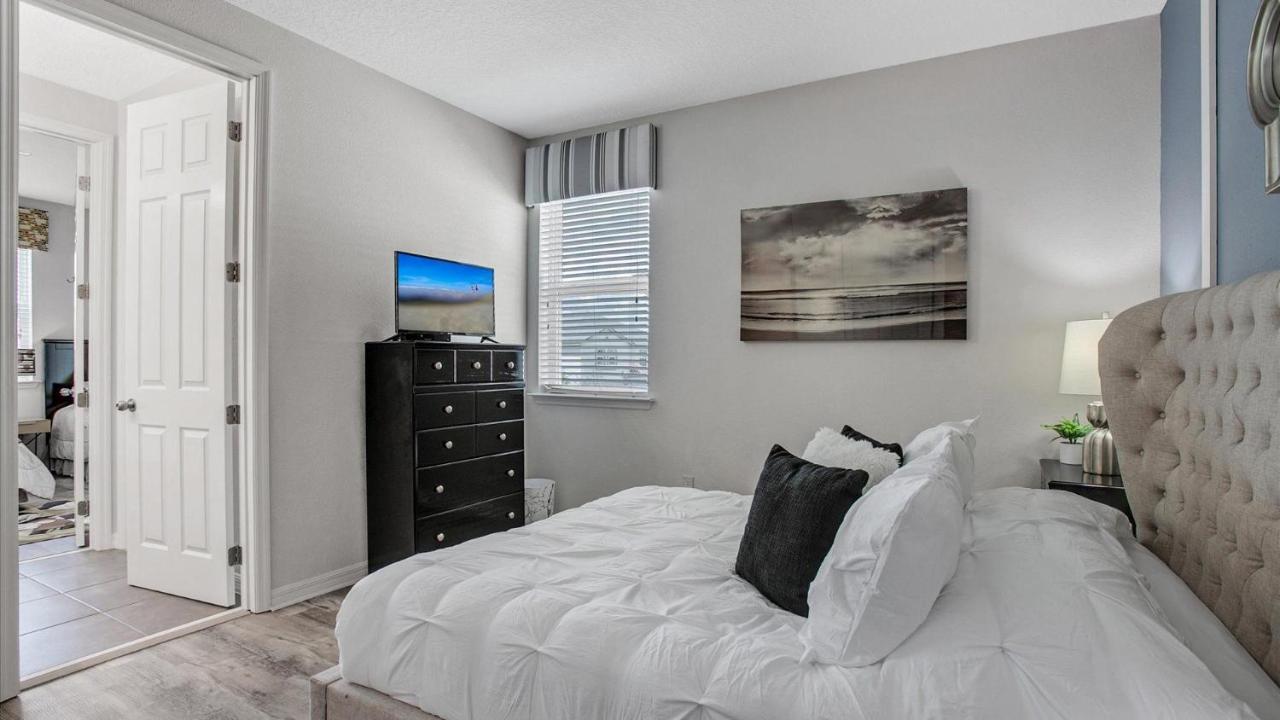 1749 Caribbean View Kissimmee