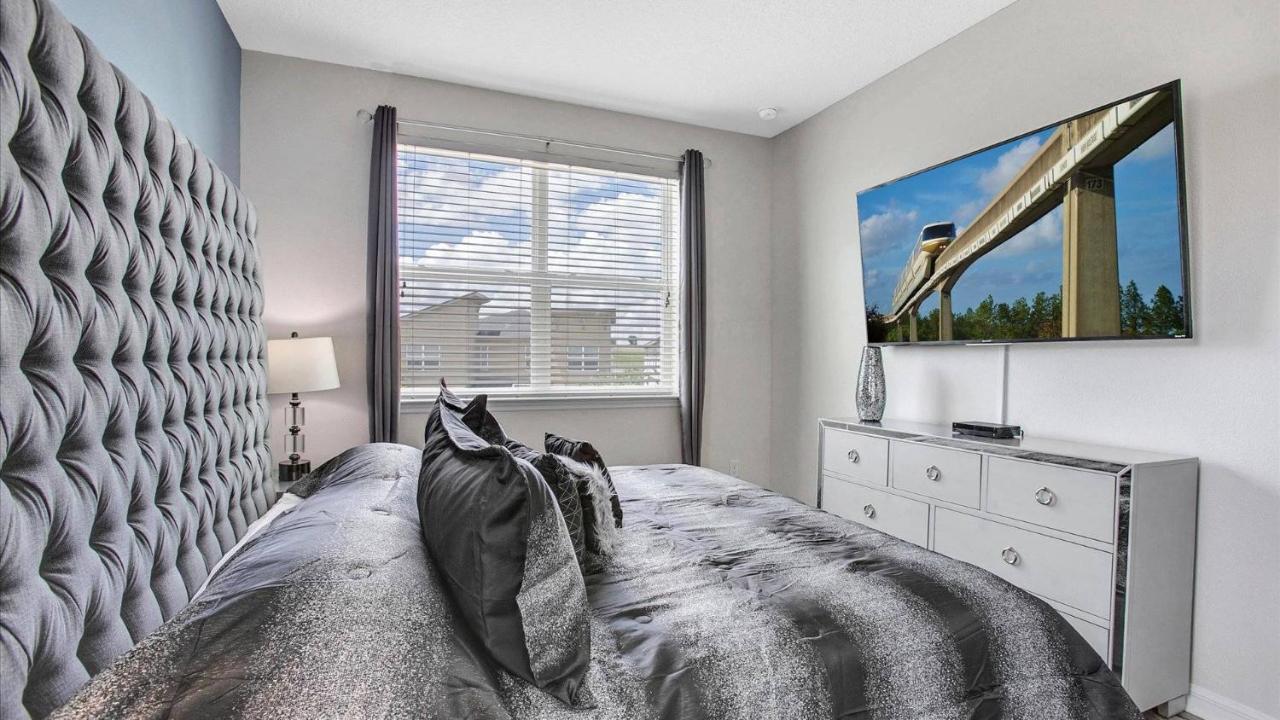 1749 Caribbean View Holiday home
